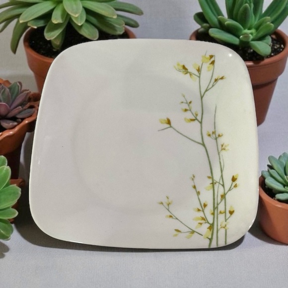 Corelle Kobe Vitrelle Square 9" Luncheon Plates Set USA Yellow Floral - Picture 6 of 6